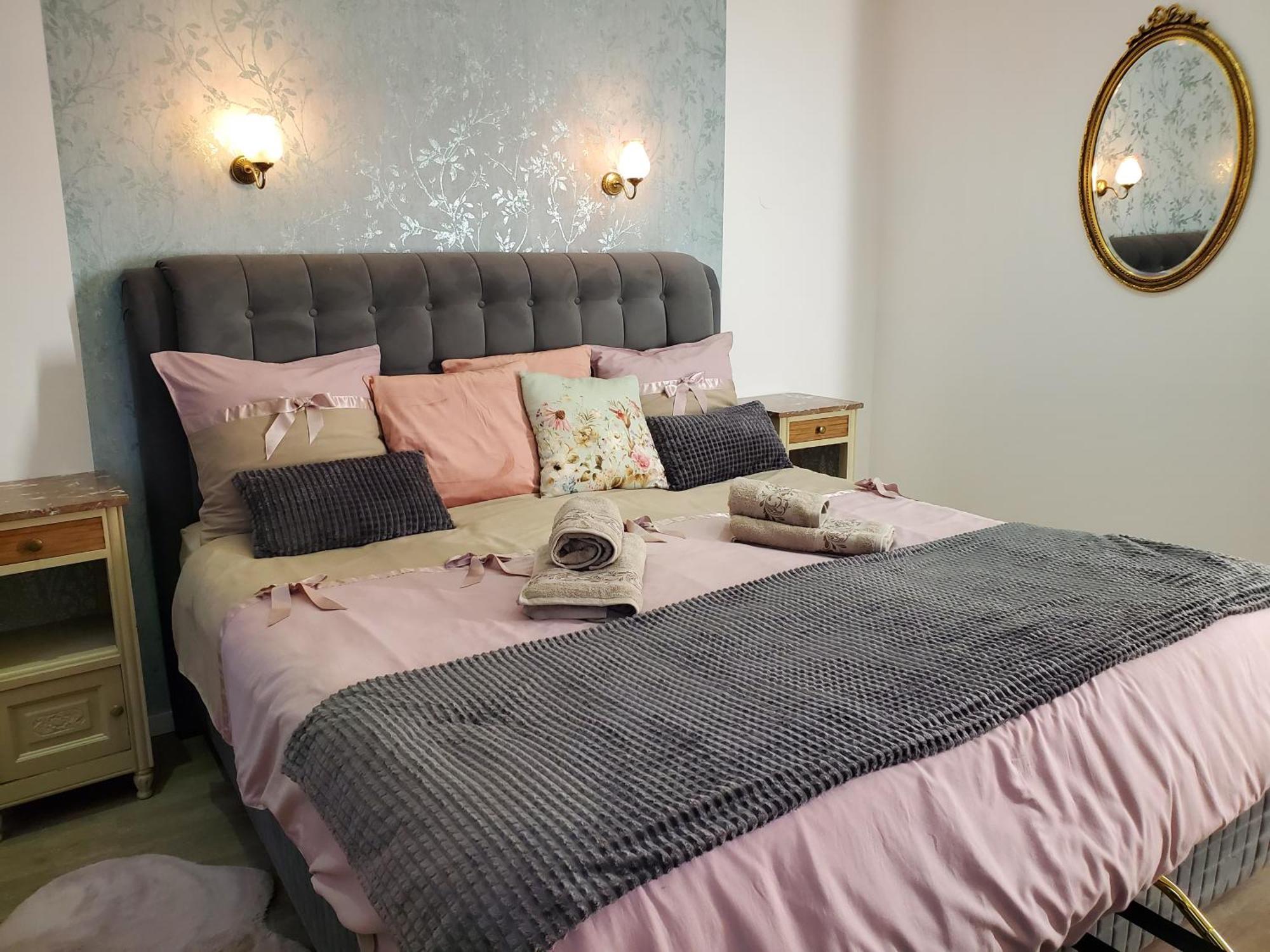 Mirka & Franck Apartment Chic 4" Stars Parking Free, Garage & Wine With Avantages Pack Colmar Buitenkant foto